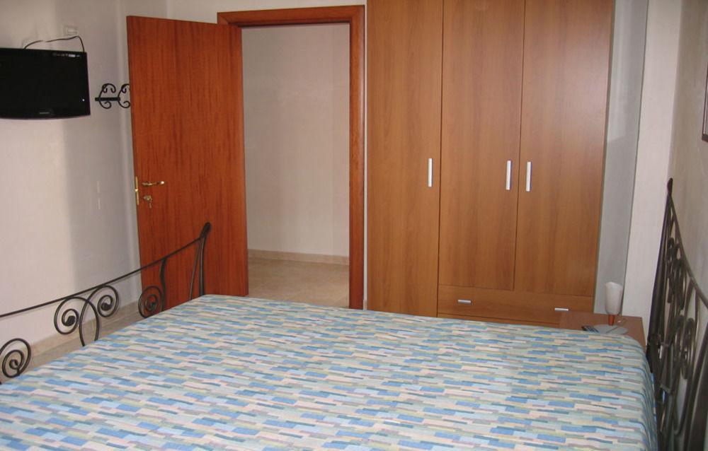 לצ'ה B&B Villa Teresa מראה חיצוני תמונה