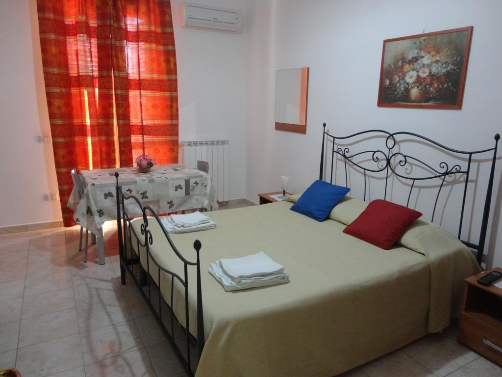 לצ'ה B&B Villa Teresa מראה חיצוני תמונה