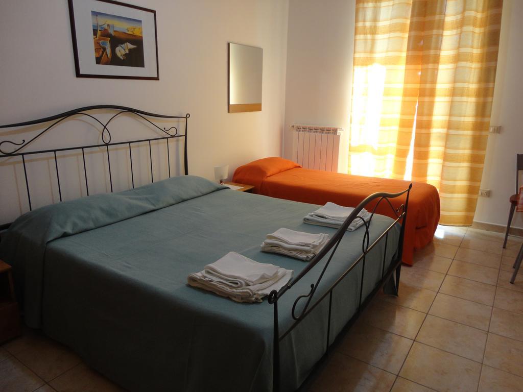לצ'ה B&B Villa Teresa מראה חיצוני תמונה
