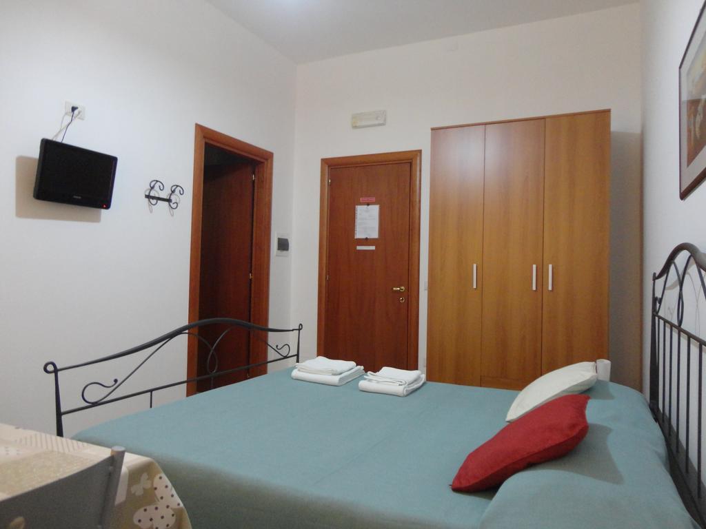לצ'ה B&B Villa Teresa מראה חיצוני תמונה