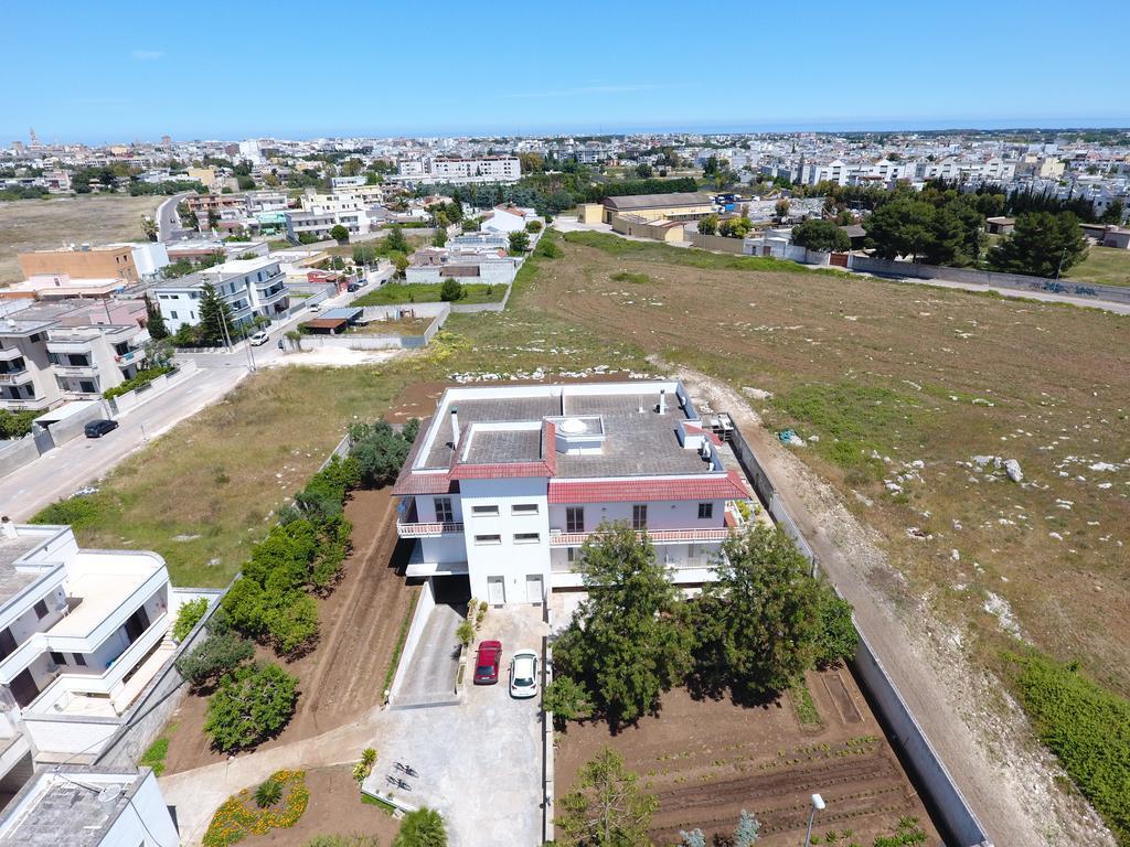 לצ'ה B&B Villa Teresa מראה חיצוני תמונה